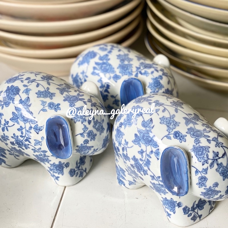 Gajah keramik | hiasan bentuk gajah biru putih import | harga per pcs