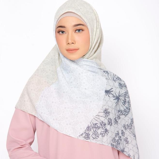 ZM x Geprek Bensu - Chana Creamy Hijab Kerudung Segi Empat