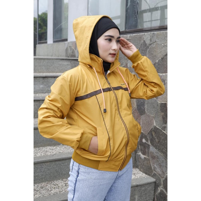 XGUARD Jaket Bomber Wanita Bahan Parasut Kombinasi Warna (X-Guard) | Gista Jaket Hoodie Wanita Terbaru Kekinian