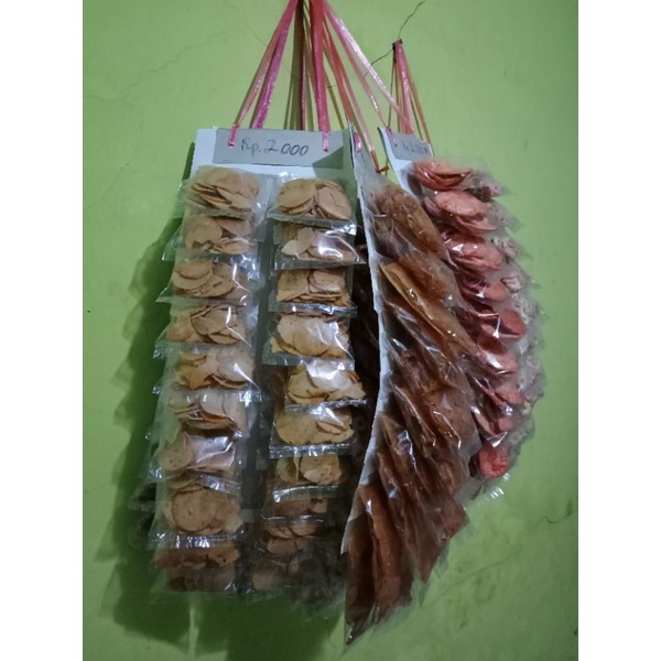 Aneka Snack 2000 an 1 Renteng isi 20 pcs