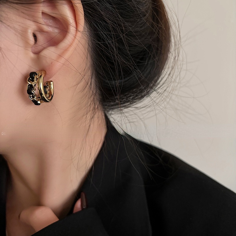 Anting Stud Tindik Warna Hitam Gaya Vintage Untuk Wanita