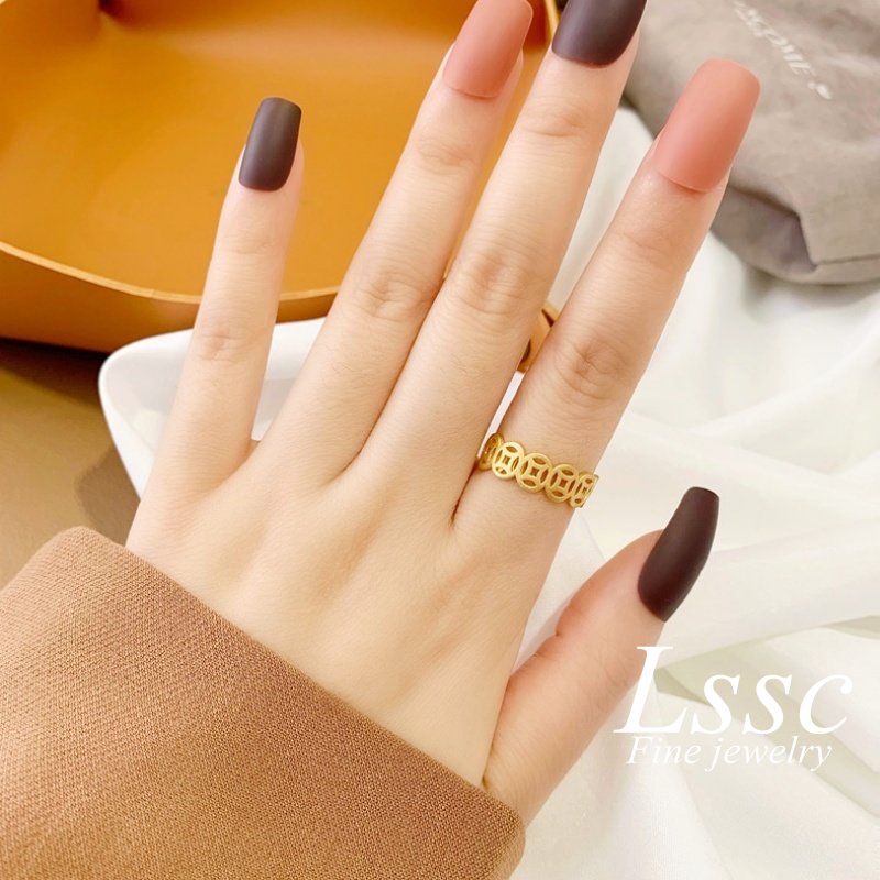 Cincin Titanium Wanita Keberuntungan Emas 18K Anti Karat Perhiasan Aksesoris Fashion