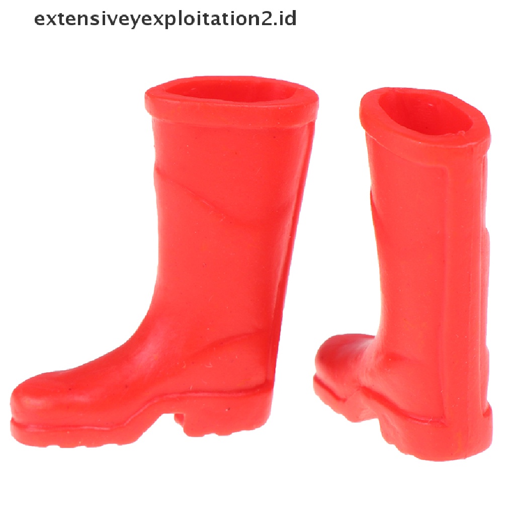 Mainan Miniatur Sepatu Boots Hujan Warna-Warni Untuk Aksesoris Rumah Boneka 1 / 12  .