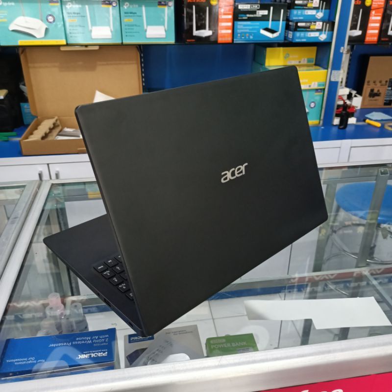 ACER EXTENSA Ex215-31-C15R 4GB - 256GB SSD - 15.6 INCH New Garansi Resmi