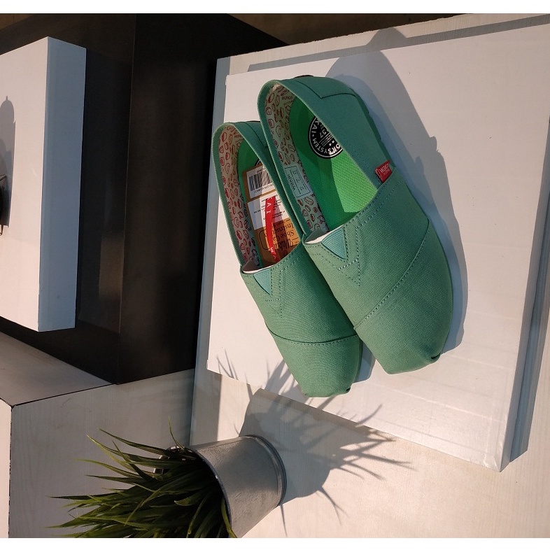 Wakai-Core-Wakai-BRIGHT-Wakai Original-Wak-CW02001-Core-NeoMint/wakai knit / wakai original /spatu w