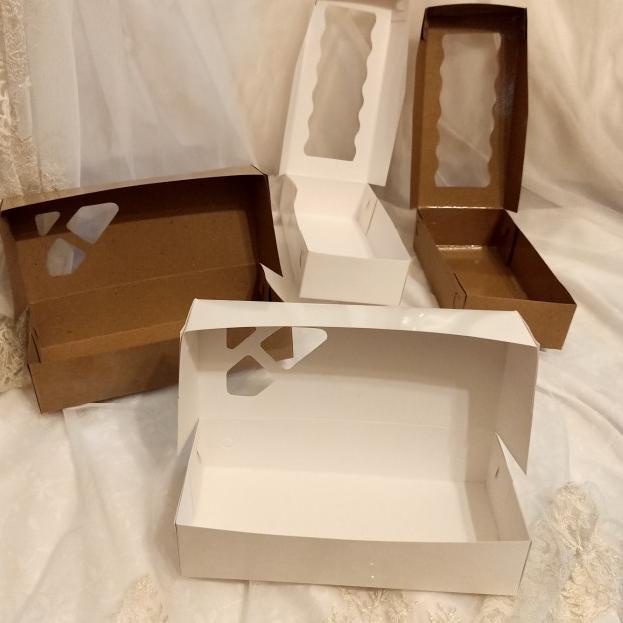 

kotak putih mika berlaminasi 22x10x5 - putih kotak