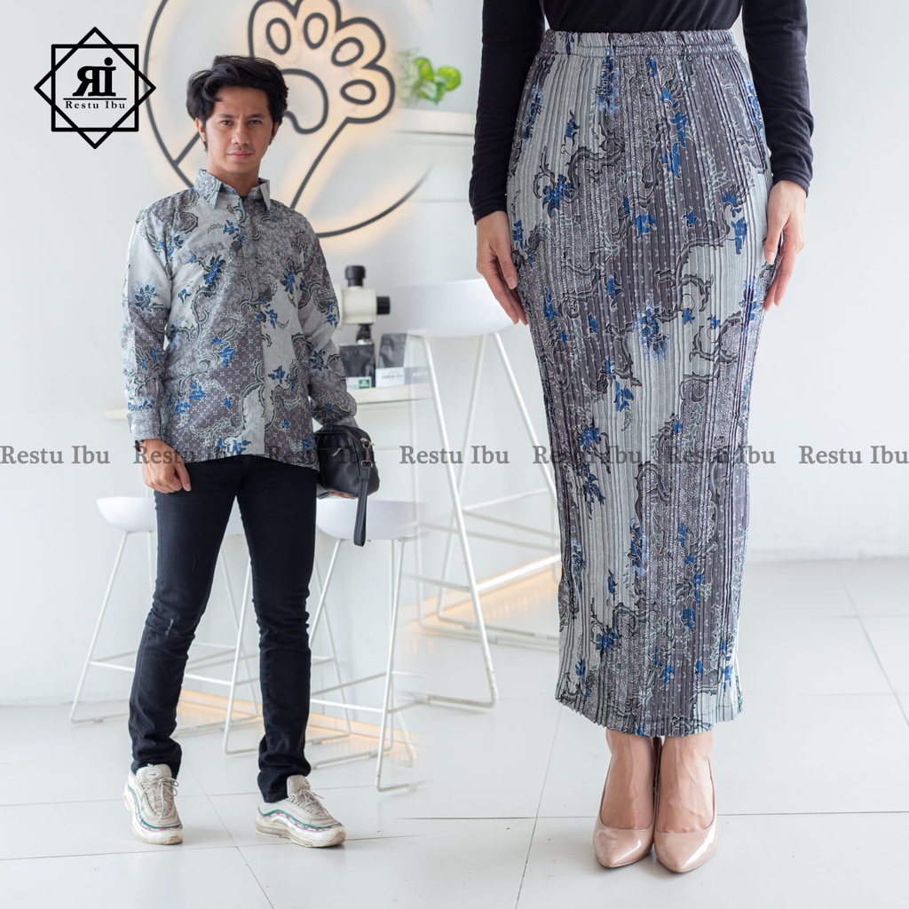 Gallery kebaya - Couple kemeja batik panjang mix rok plisket floral volume 3