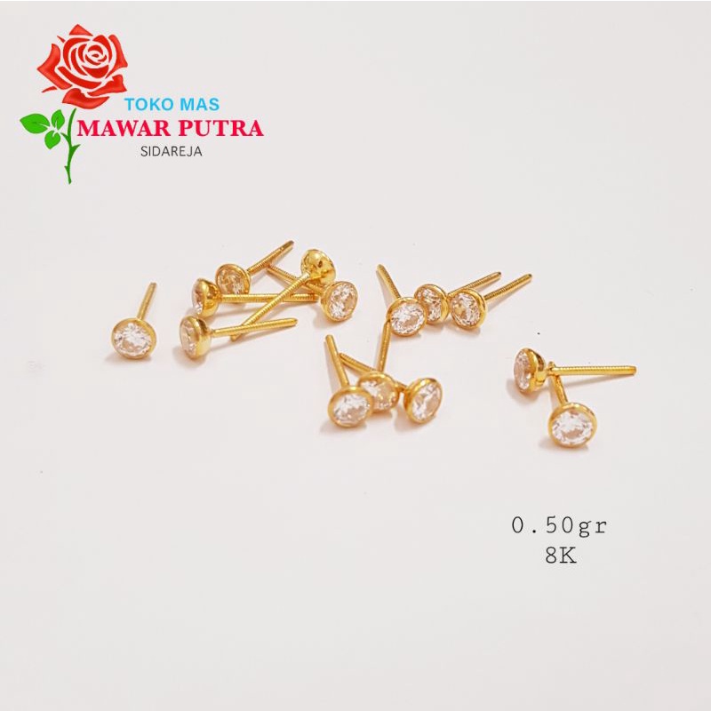 Anting tusuk mata bulat Emas muda 8K