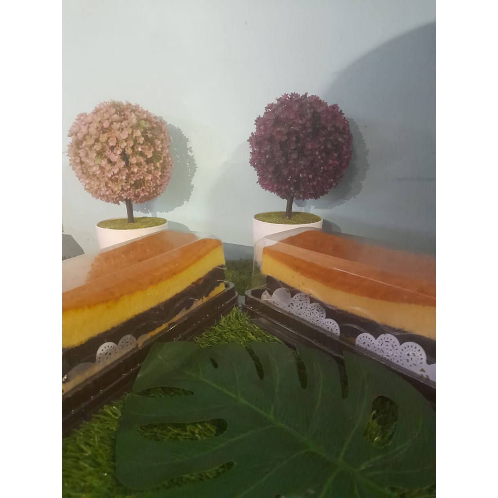 

Kue Lapis Surabaya