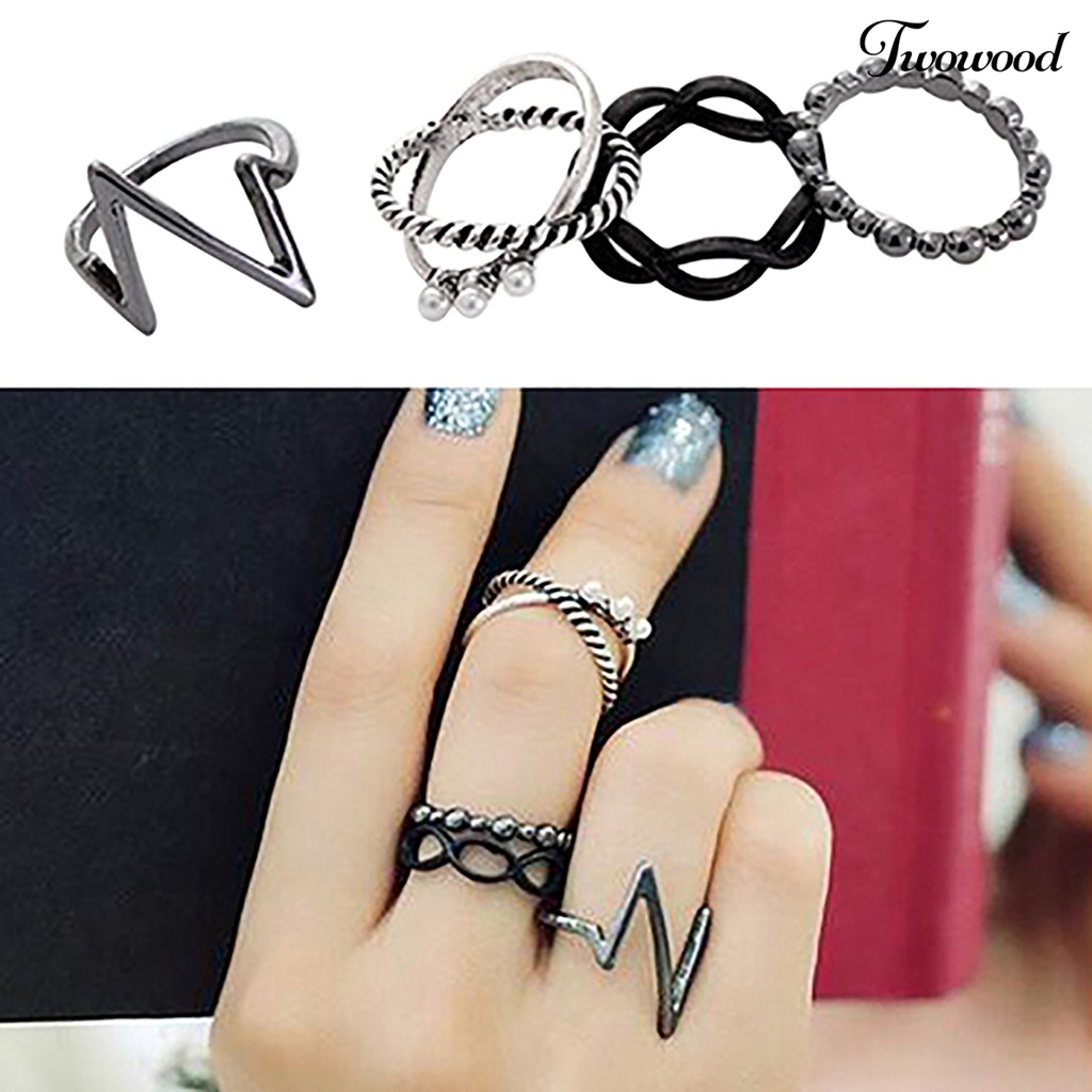 4pcs / Set Cincin Tidak Karat Tahan Lama 4 in 1 Gaya Punk Untuk Wanita