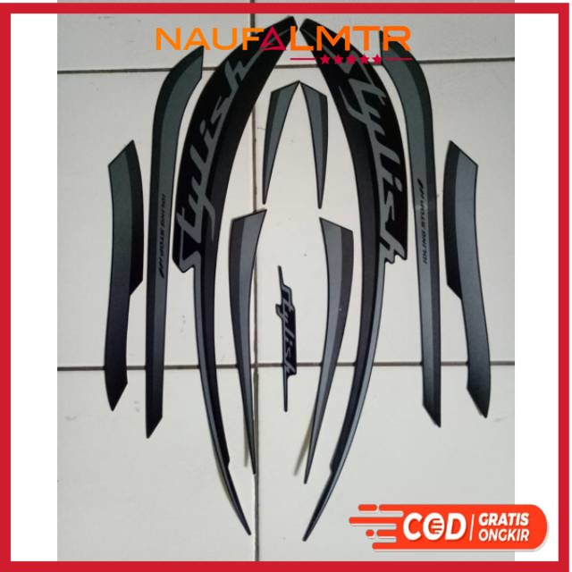 STRIPING SCOOPY STYLISH 2019 HITAM