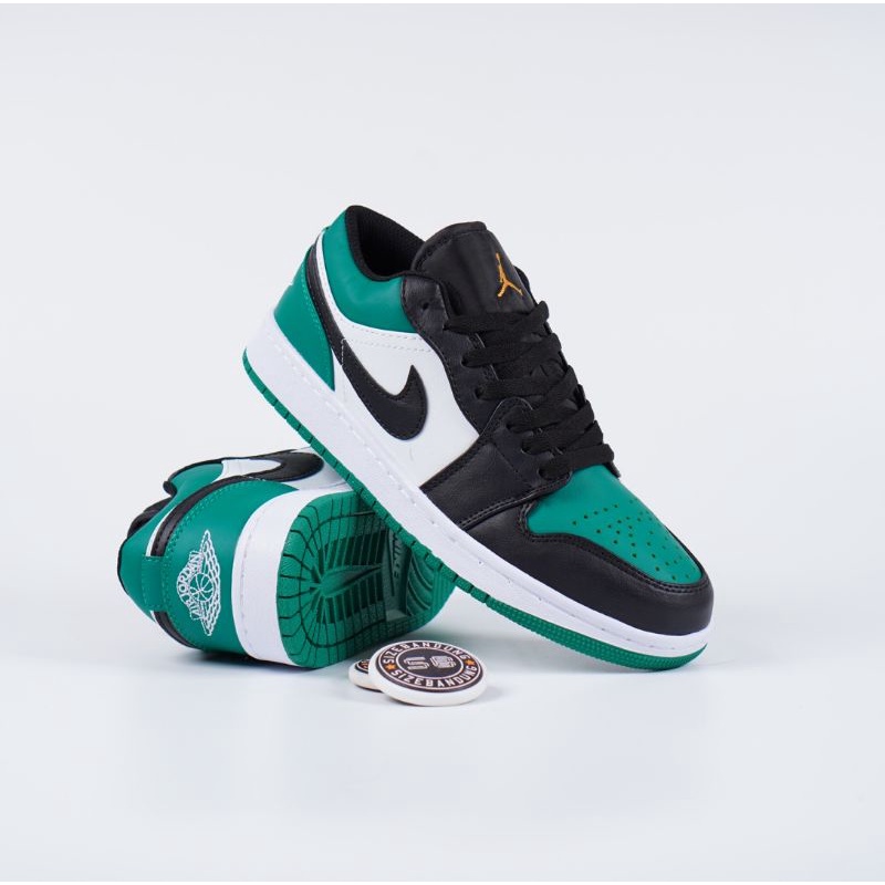 Sepatu Nike Jordan 1 Low Green Toe
