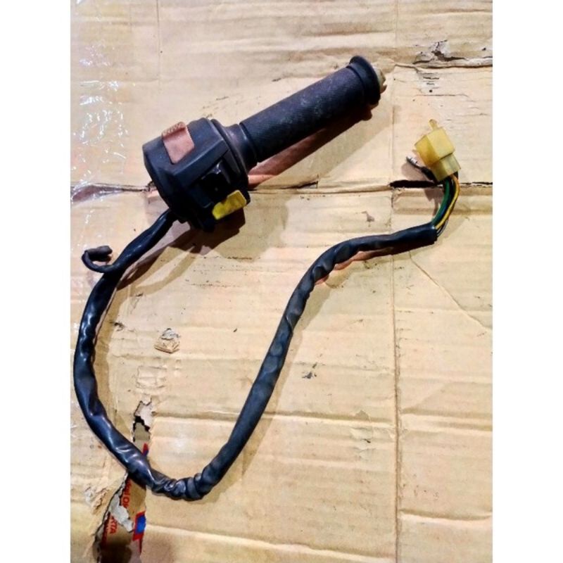 holder saklar kanan tirev tiger revo tiger 2000 ori copotan motor