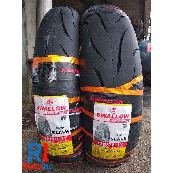 1 Pasang Ban Tubeles Swallow Slash 110/70-17 & 130/70-17 Soft Compound