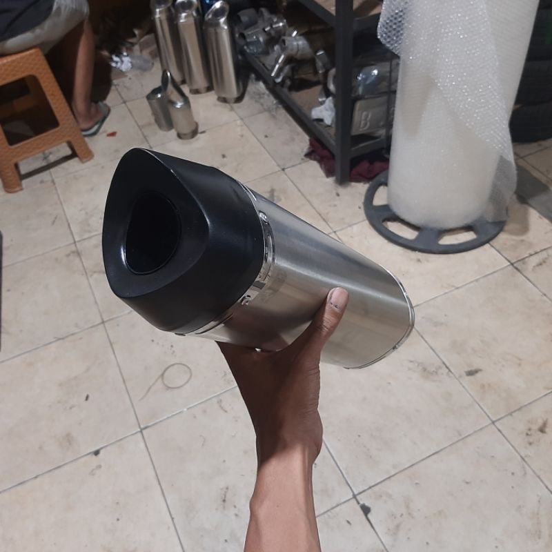 Knalpot model Arrow for cbr 150