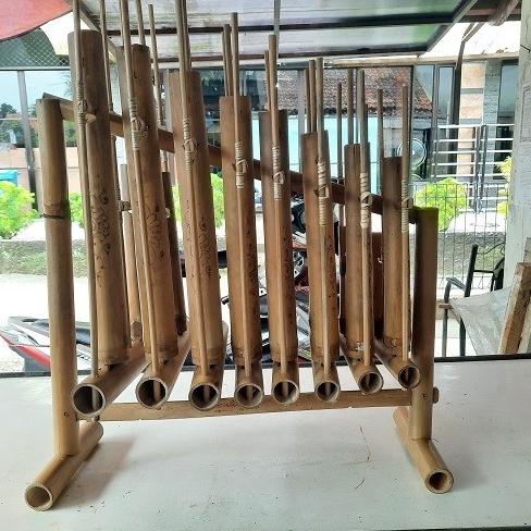 angklung 8 nada