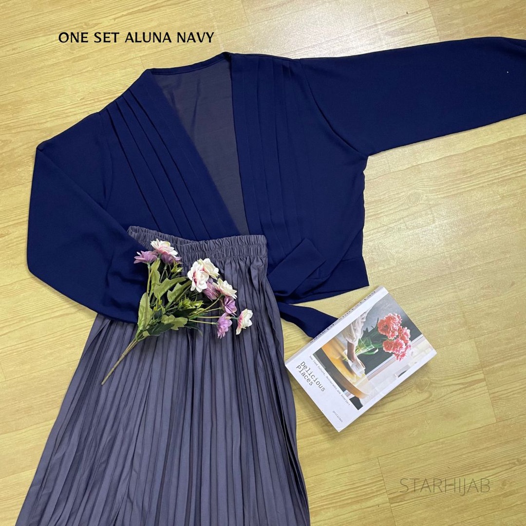 ONE SET ALUNA (OUTER+ROK)