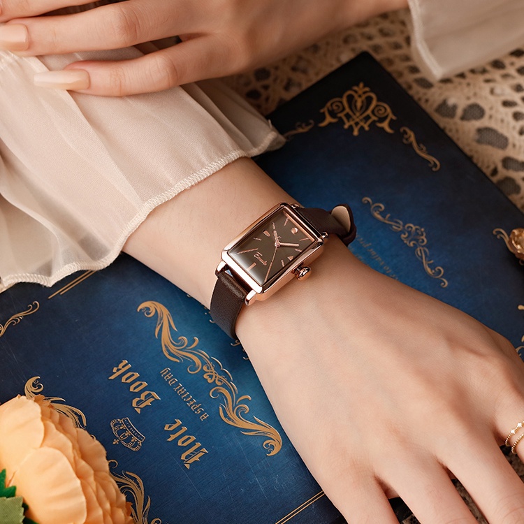 Jam tangan wanita EAVANLIN RETRO 2023