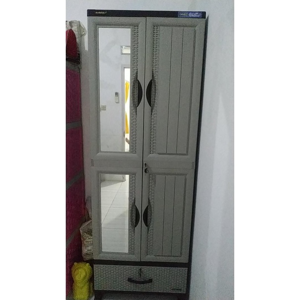 LEMARI NAPOLLY 2 PINTU HANGER + LACI ( CABRO G85 1RL 2CK )