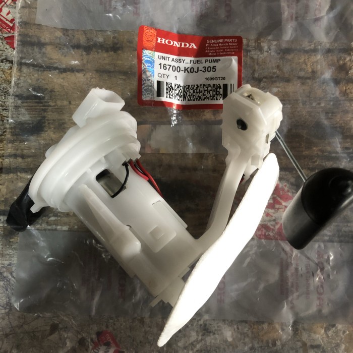 Tempat Oli Fuel Pump Pompa Bensin Honda Genio / Beat Fi Led 2020 K0J Original