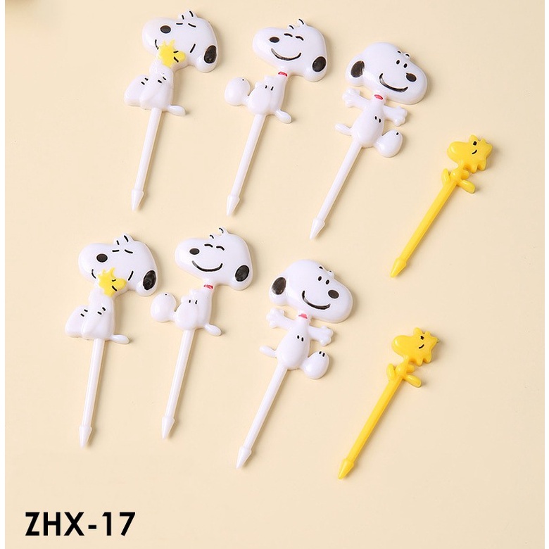 Food Pick Garpu Buah Tusuk Bento Motif Snoopy