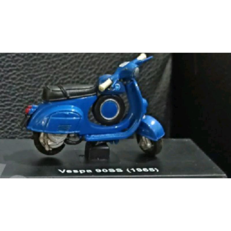 Miniatur Diecast Motor Vespa 90SS (1965)