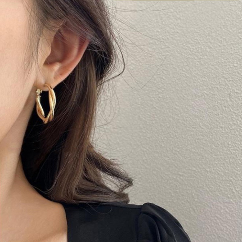 Roselife Anting Bulat Besar Vintage Warna Gold Untuk Wanita