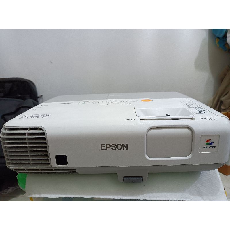 proyektor Epson eb 905 HDMI