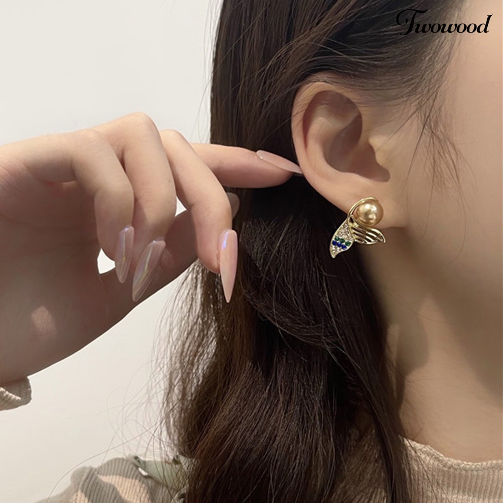 1 Pasang Anting Stud Mutiara Berlian Imitasi Shiny Untuk Wanita