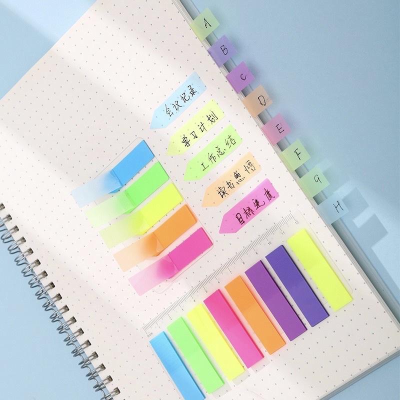 Sticky note polos warna warni panah dan kotak