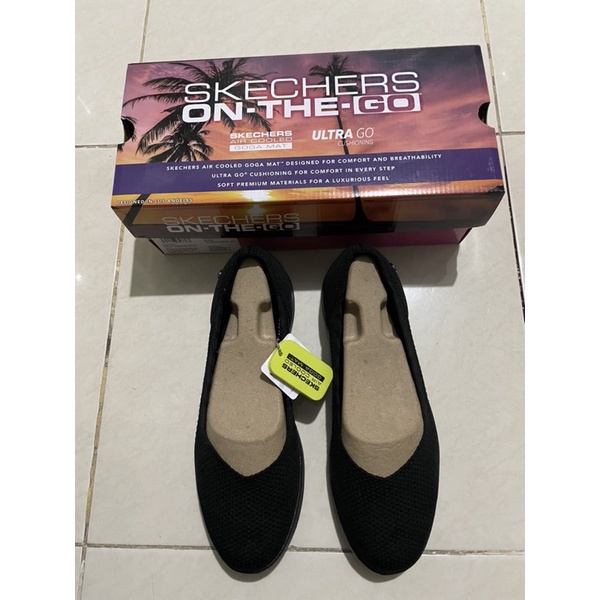 Skechers On The Go Dreamy preloved