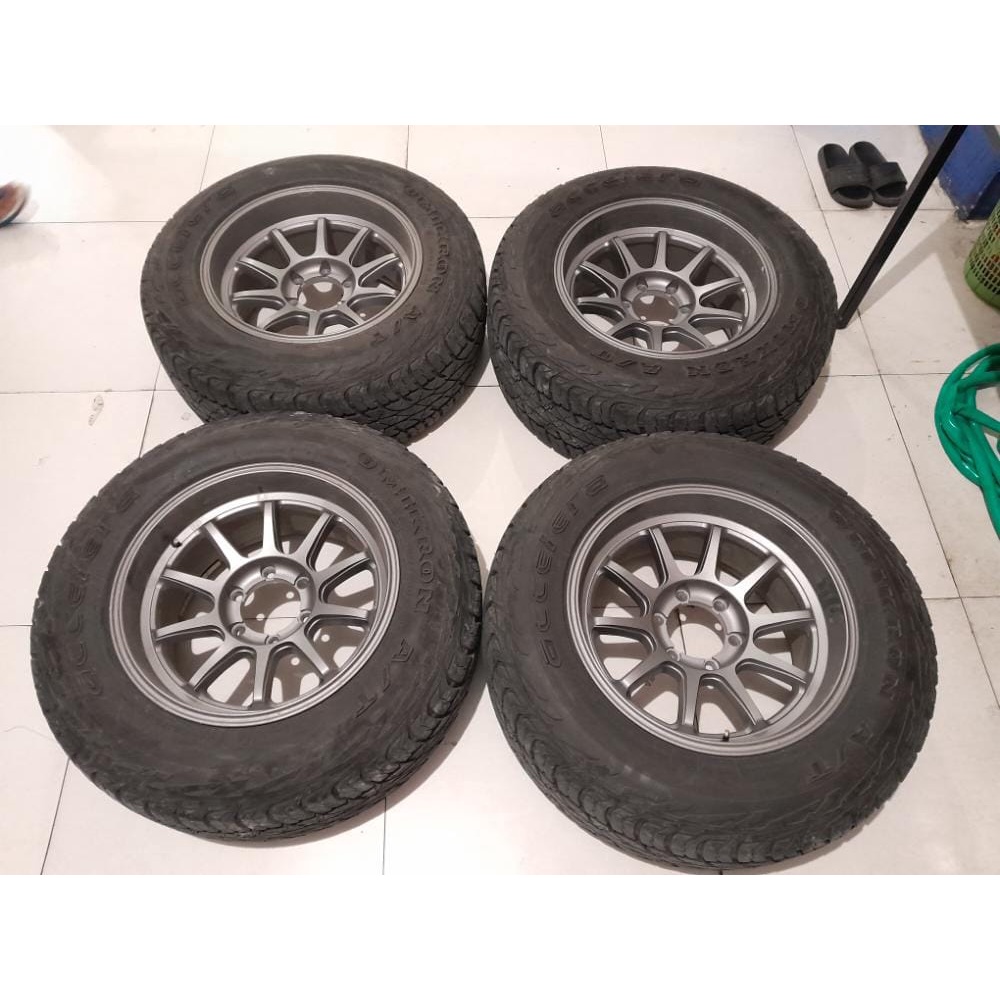 Velg Bekas Mobil Semi Offroad Toboali Ring 18 Lebar 9,5 Hole 6X139,7 grey + Ban Accelera omikron A/T
