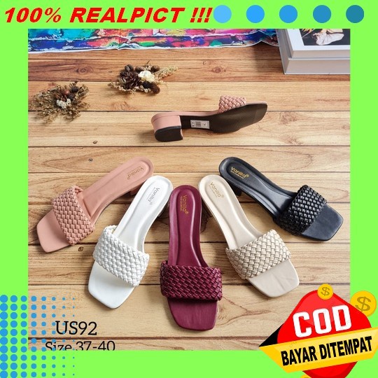 Sandal Wanita Heels Piramid Hak Kaca High Heels Wanita Sepatu Sandal Kerja Import Murah Wedges Selop