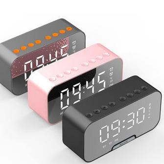 Speaker jam Bluetooth + Alarm dan Radio Tipe Q5 - Putih