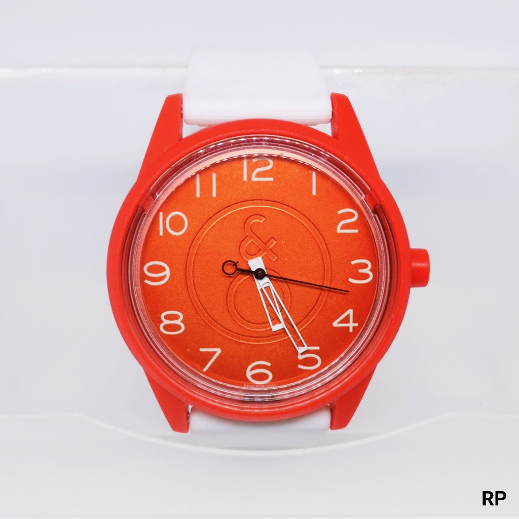 Jam Tangan Smile Solar Wanita Stylist Casual Karet Rubber Original Q&amp;Q QnQ QQ
