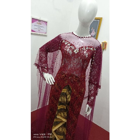Kebaya Pengantin Merah maron
