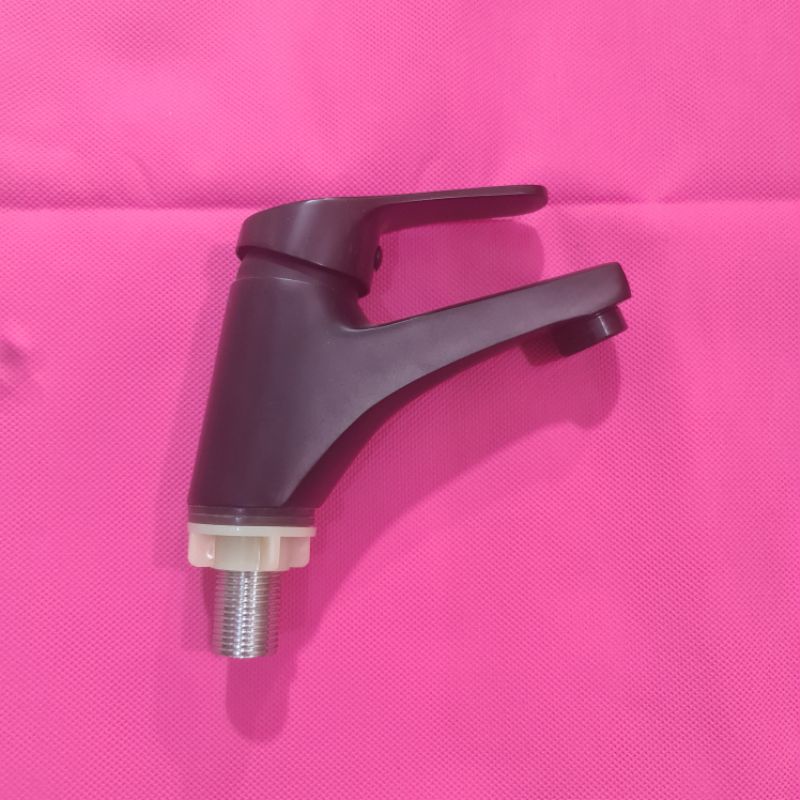 kran wastafel cuci tangan hitam fio