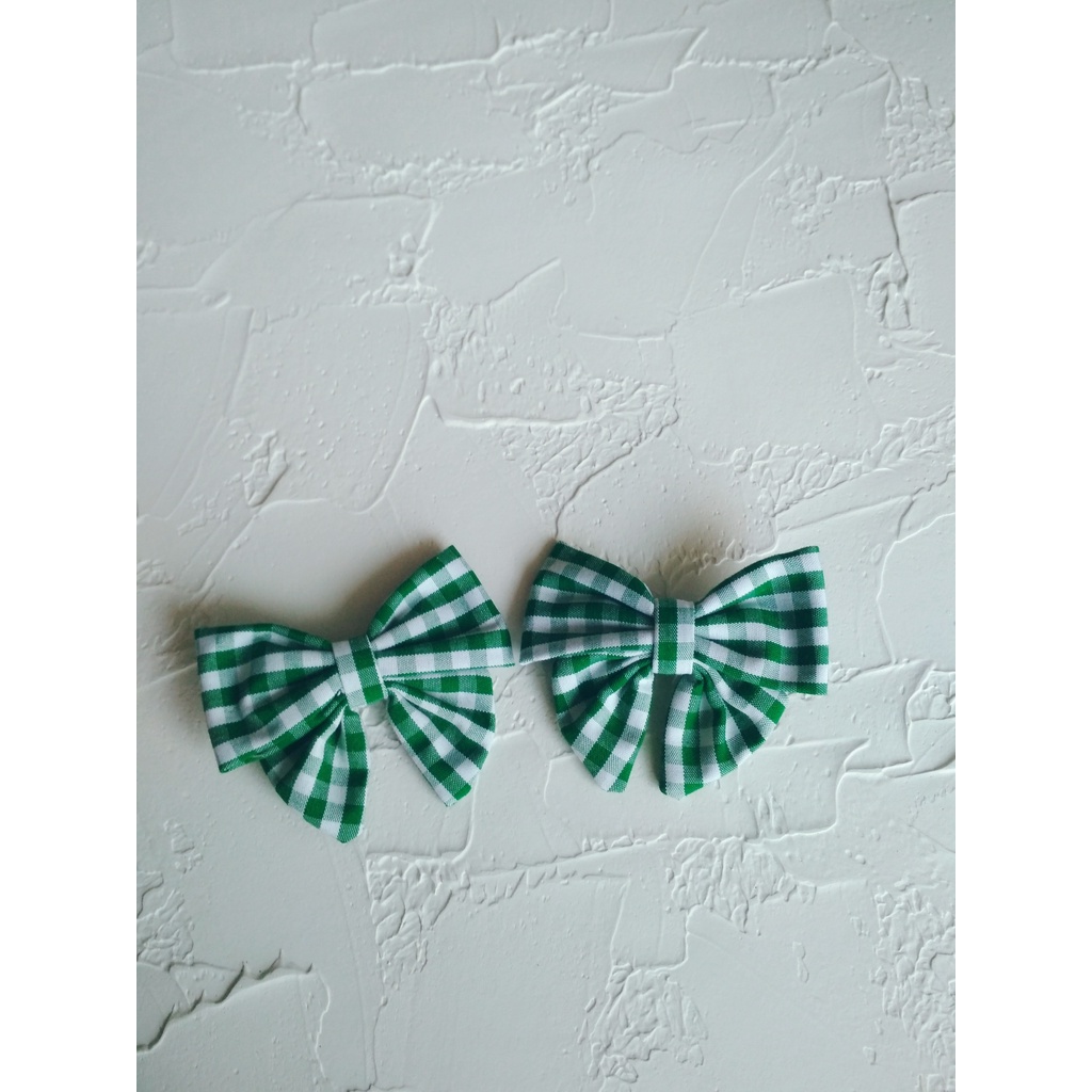 Butterfly clips santa ursula