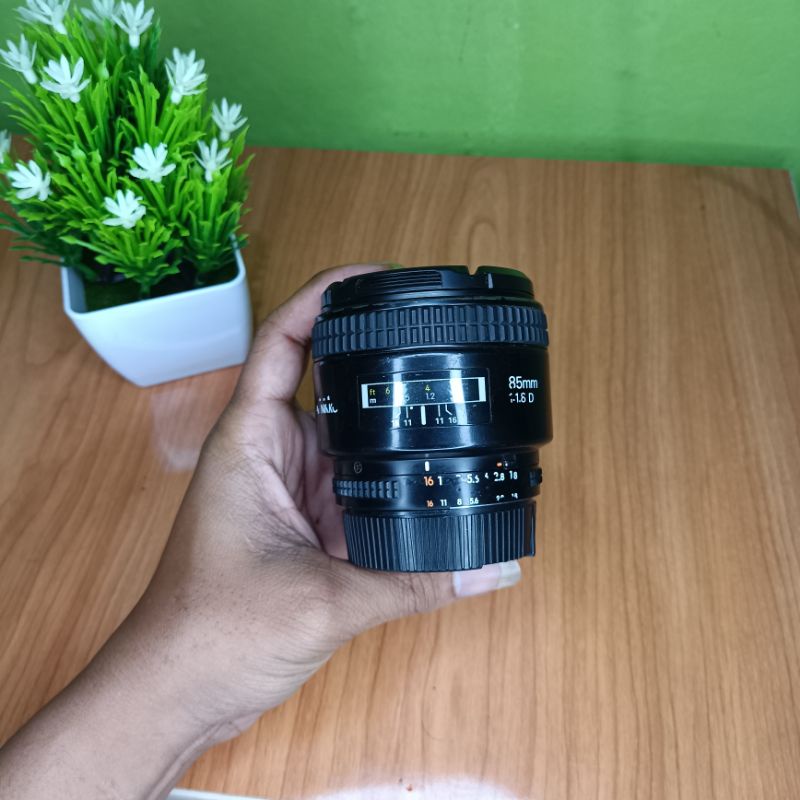 LENSA NIKON AFD 85MM F1.8 / NIKKOR AF 85MM fix nikon af 85mm