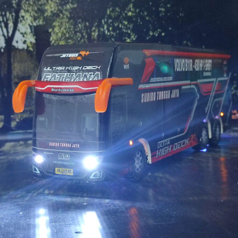 Miniatur Bus Bis Sudiro Tungga Jaya Fathana