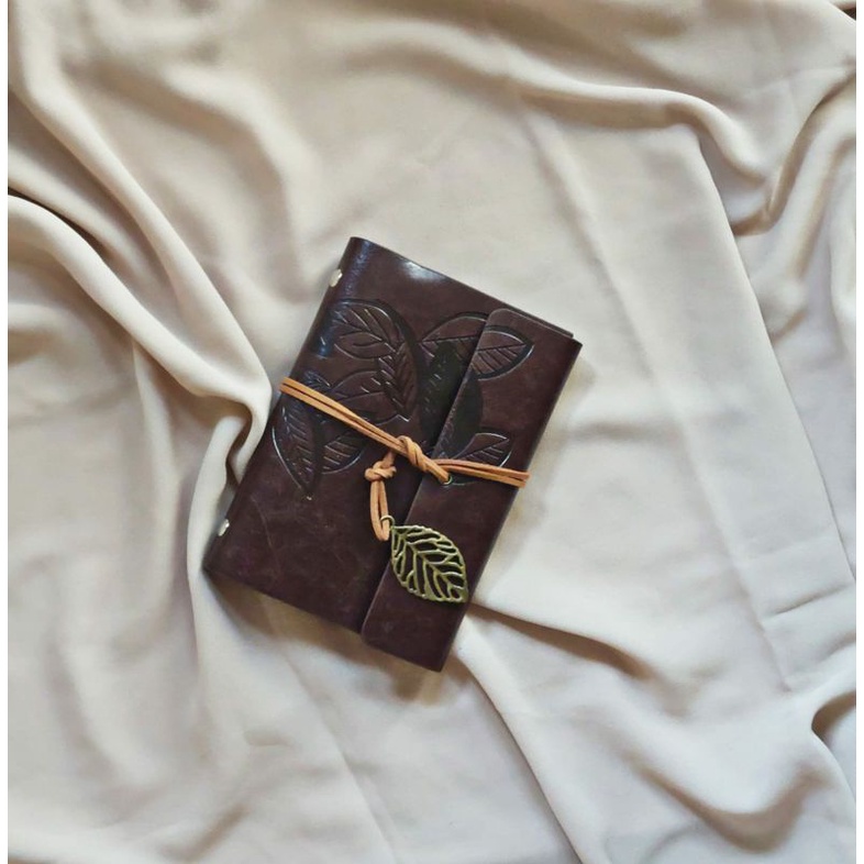 

Binder Phantaci Notébook Vintage Journaling Scrapbook Buku Tulis - B7