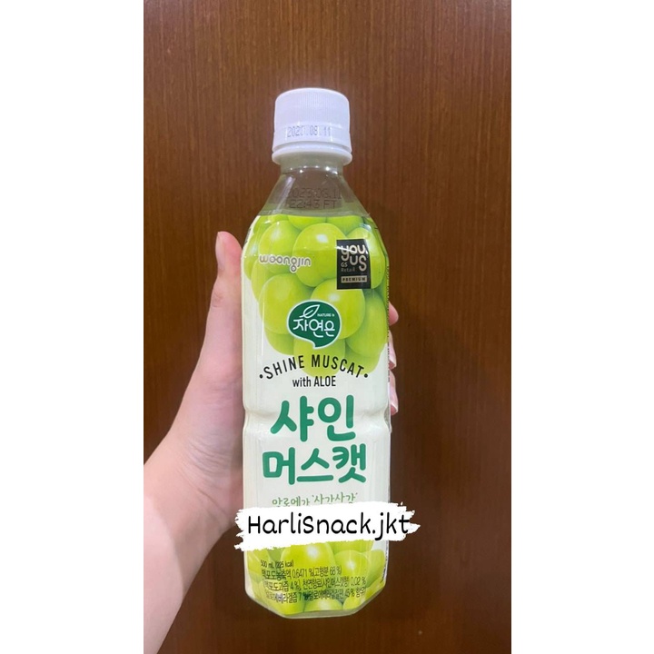 

WOONGJIN SHINE MUSCAT WITH ALOE Minuman Buah Rasa Buah Anggur dengan Lidah Buaya KOREA