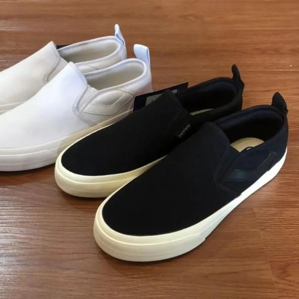 Sepatu Ventela Slip On Icon 100% Original - Hitam, 37