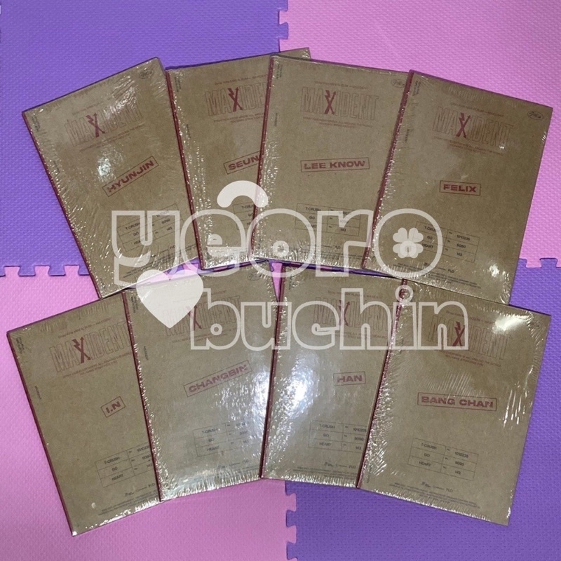 READY STOCK | STRAY KIDS - Mini Album MAXIDENT (Case Ver.)