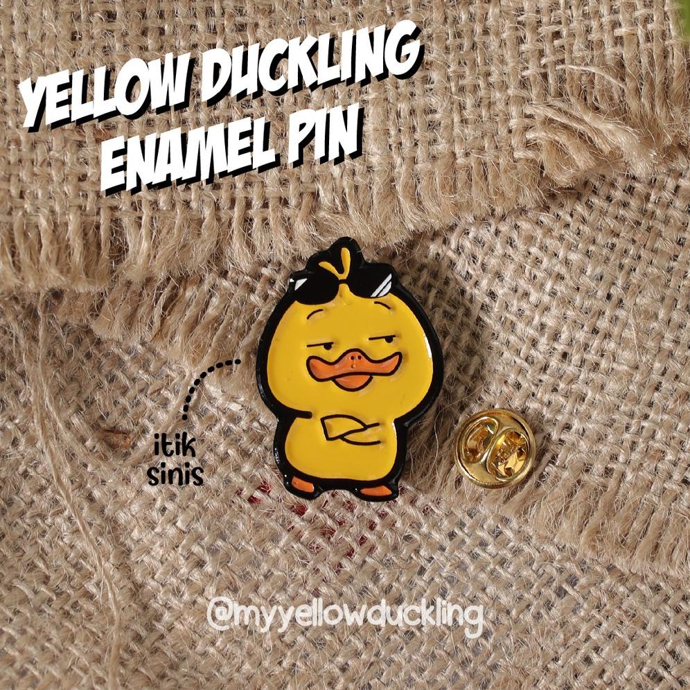 

ITIK sinis enamel pin lucu bebek yellow duckling ehmoromoro handdrawn kado natal christmas handmade