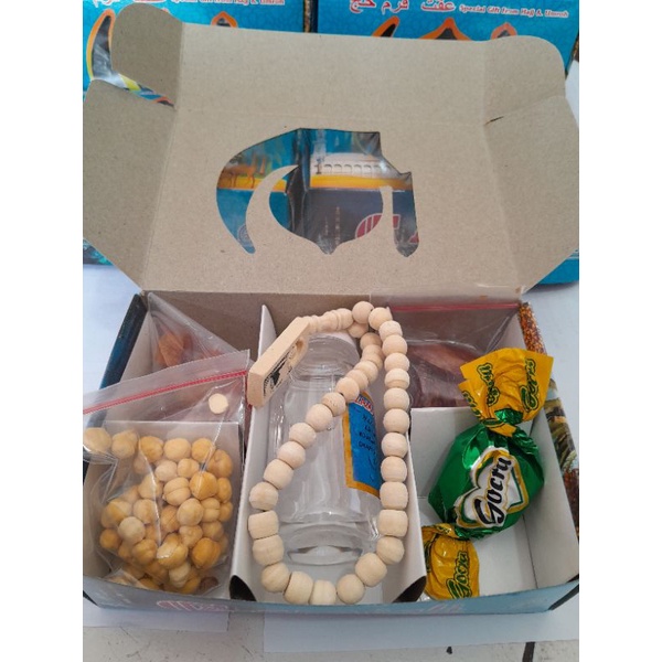 

Paket oleh oleh haji dan umroh
