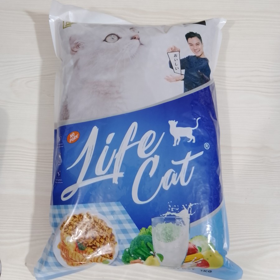 Makanan Kucing Life Cat 1 Kg Adult Tuna (Repack)