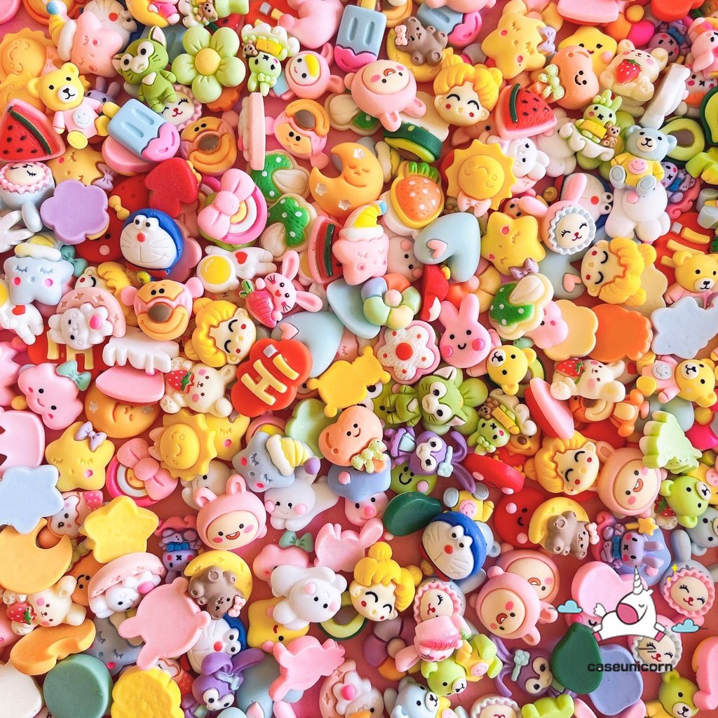 Ornamen Stiker Bentuk Kartun Boneka 3D Bahan Resin Untuk Dekorasi Case Handphone