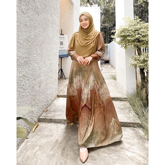 INAYA / Heaven Lights By Zerina Banu