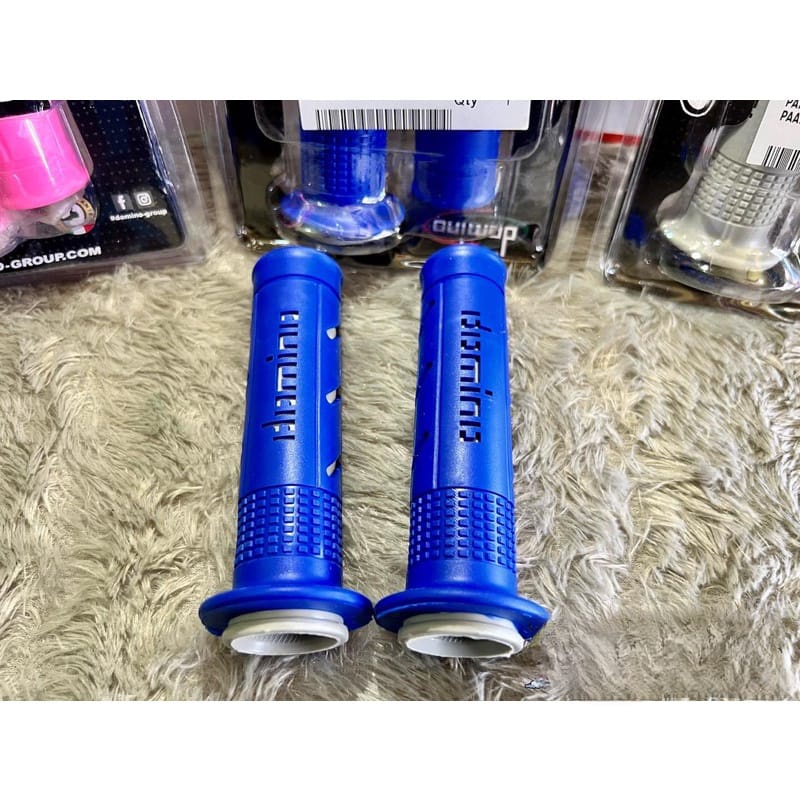 handgrip handfat supersoft pink,biru,abu domino italy hangrip kaze jalu stang sarung gas handgrip domino Spion pcx tameng airblade hugger airblade jalu stang pcx